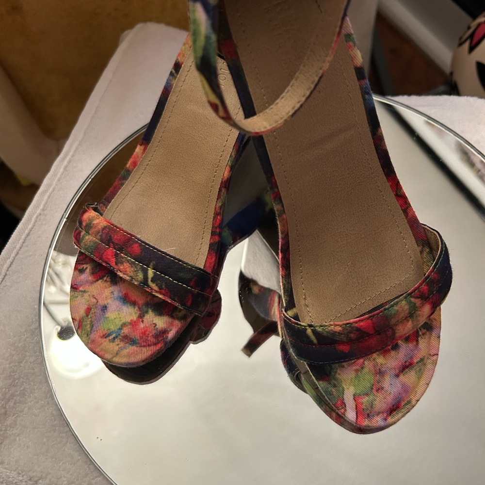 Colorful Women's Sandals